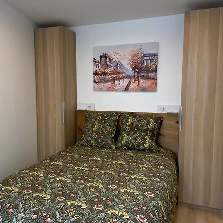Studio 24M2 Avec Parking Prive - Lycee Roosevelt - Arena - Gare Reims Esterno foto